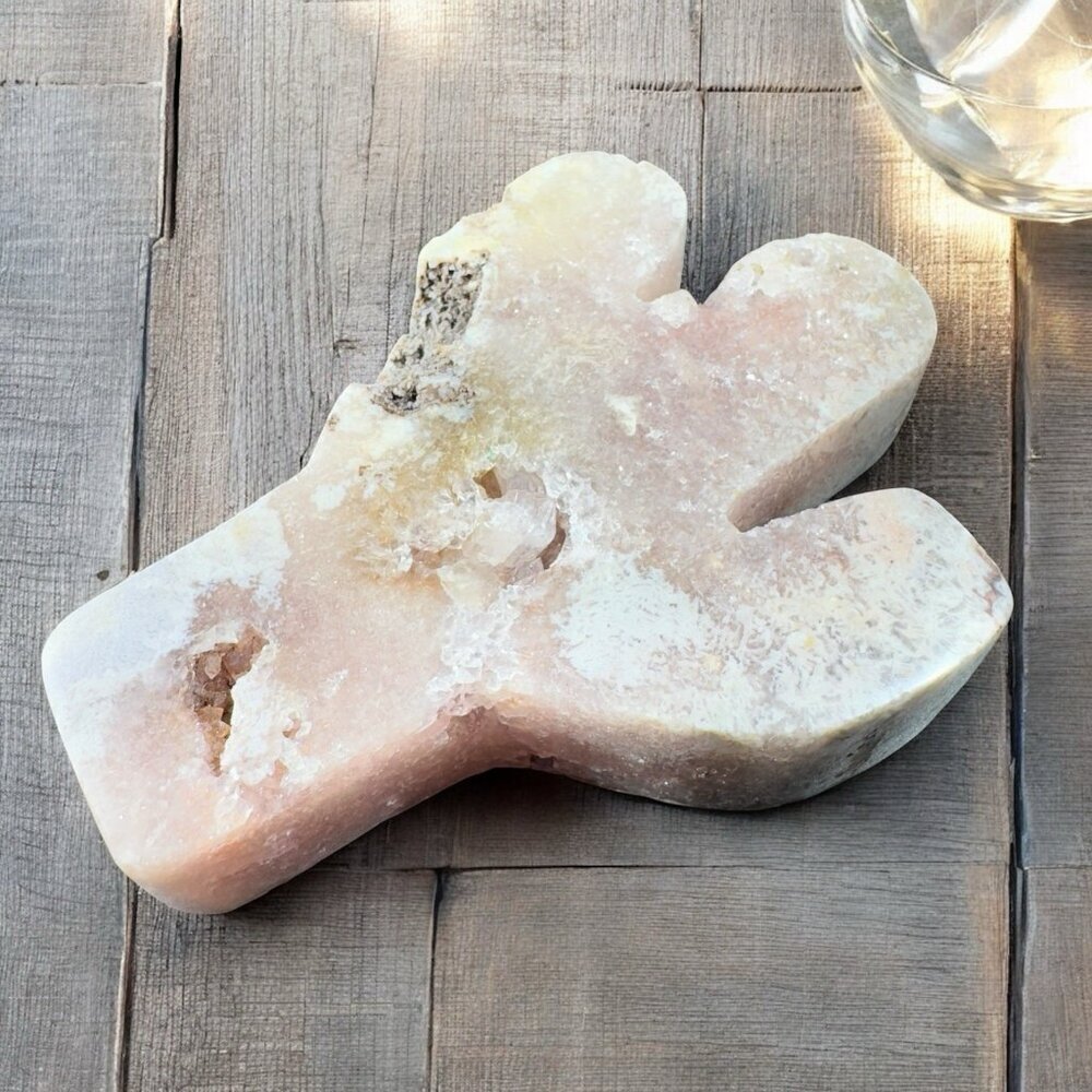 Vintage Light Pink Amethyt Cactus Carving Mineral Crystal Decorative Figurine